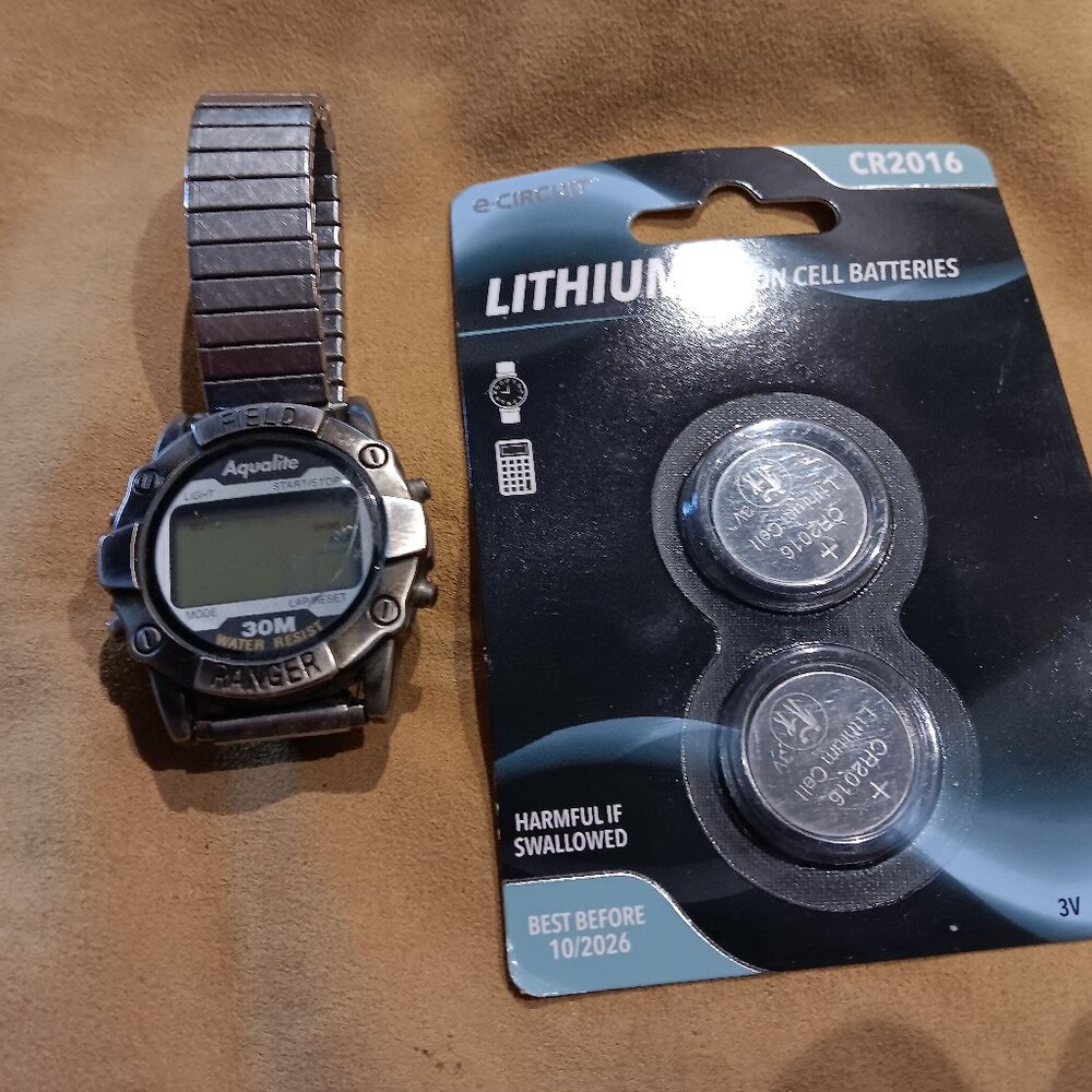 Vintage Aqualite Digital Field Ranger Digital Watch 30M Water Resistant 28112